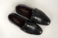 Massa Hakiki Deri Siyah Makosen